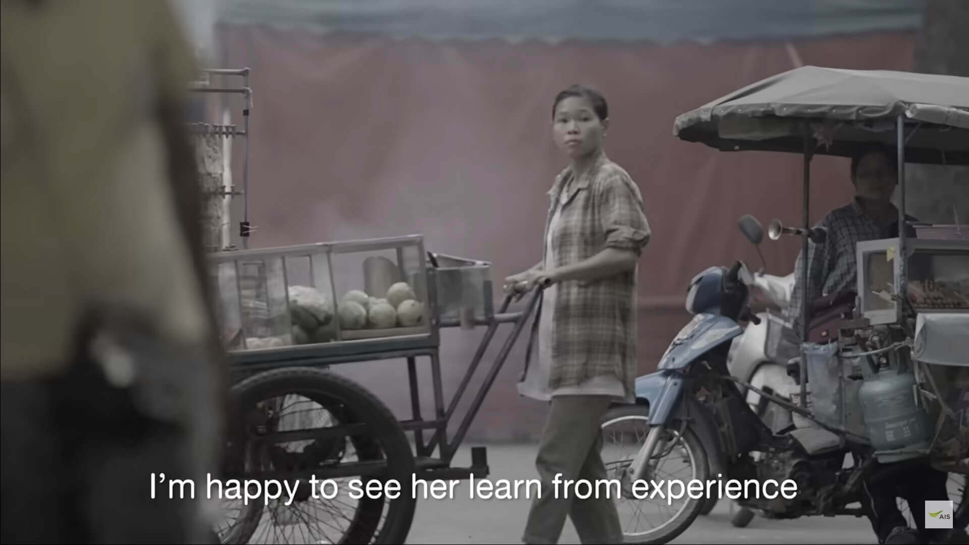 The final scene of Thai short film "Pineapple" portrays a profound motherly love for her daughter.