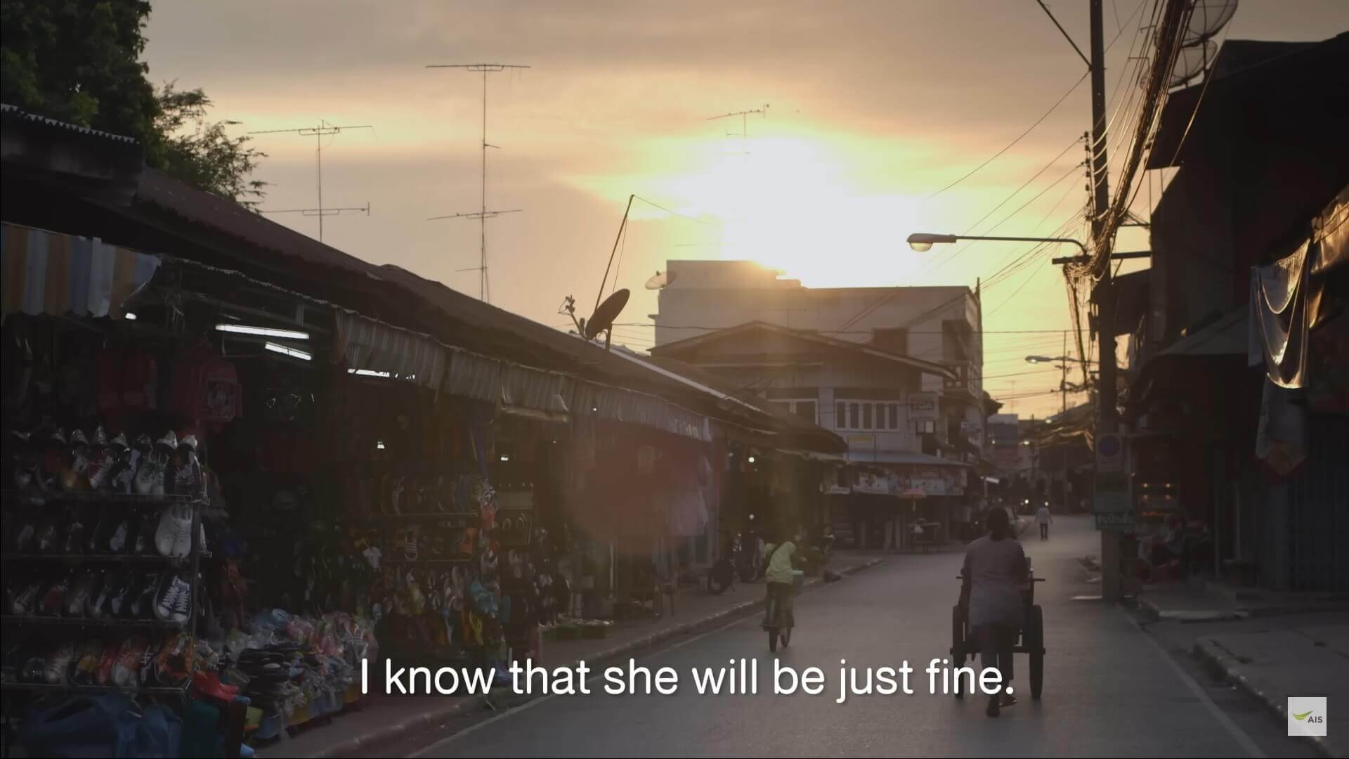 The final scene of Thai short film "Pineapple" portrays a profound motherly love for her daughter.